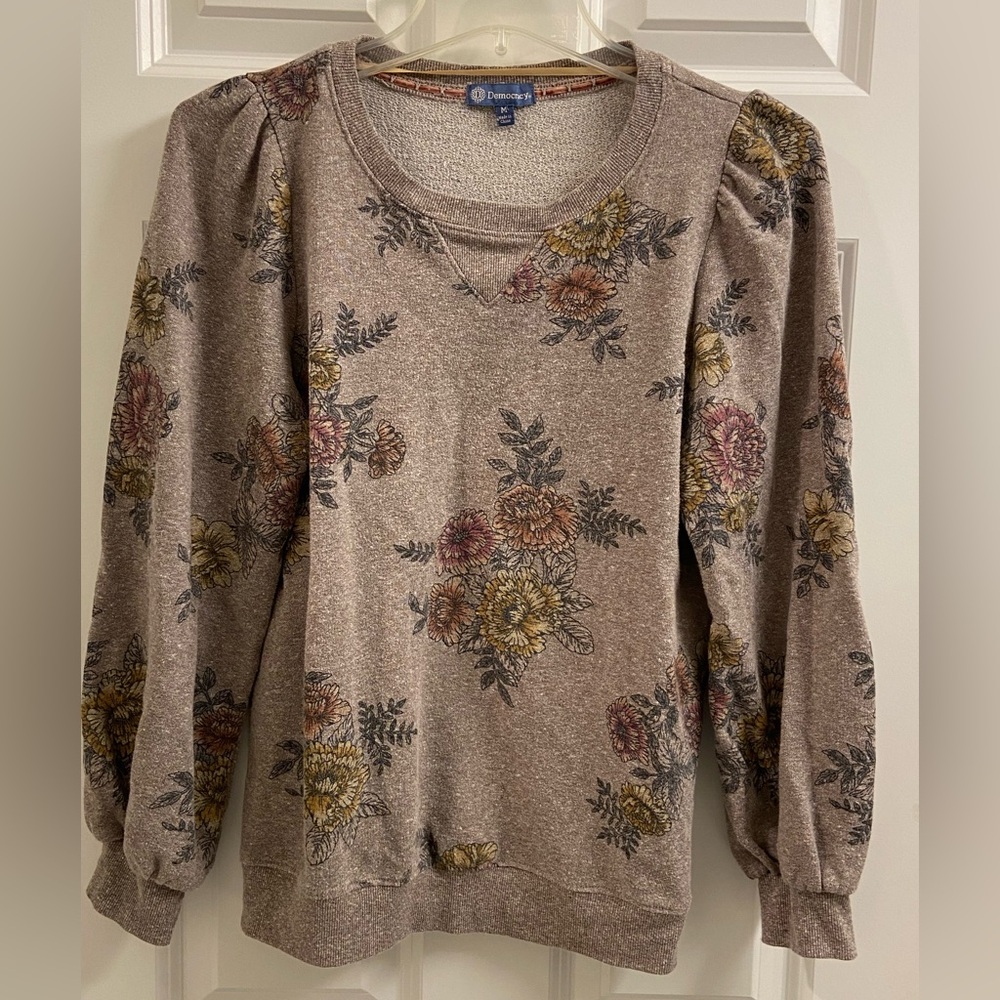 Democracy Women's Rustic Floral Feminine Sweatshirt Sz M Boho Blouson Sleeve